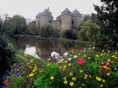Lassay-les-Chateaux_9533_Le-Chateau.jpg
