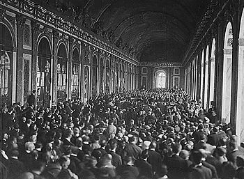 TRAITE VERSAILLES.jpg