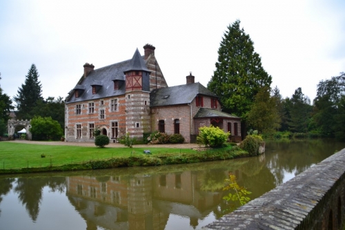 coubertin chateau 2.jpg