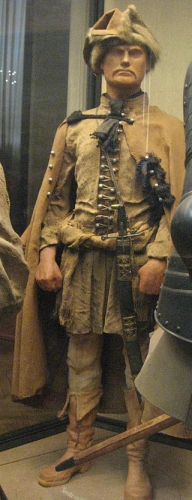 cravate costume hussard croate 1630.JPG