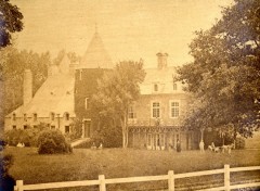 Chateau Tocqueville.jpg