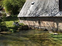 Source et chapelle d'Austreberthe.jpg
